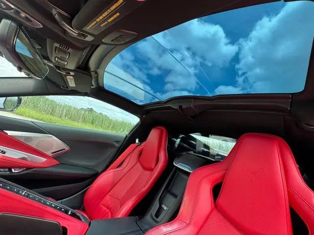 2021 Chevrolet Corvette Stingray RWD Coupe 2LT