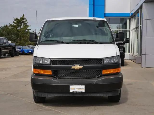 2026 Chevrolet Express Cargo Van 2500 Regular Wheelbase, WT, RWD