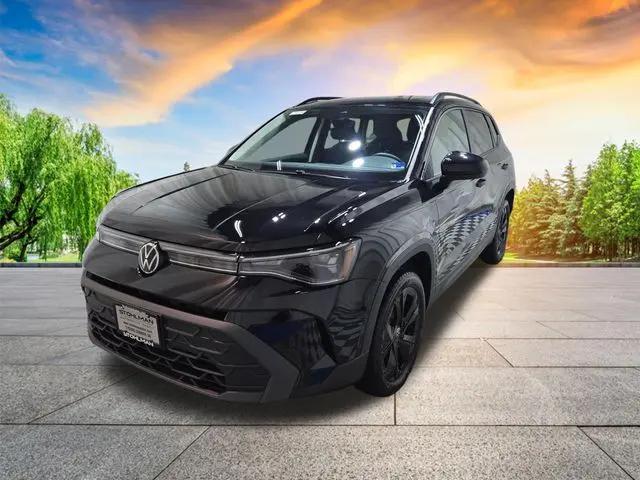 2026 Volkswagen Taos SE Black