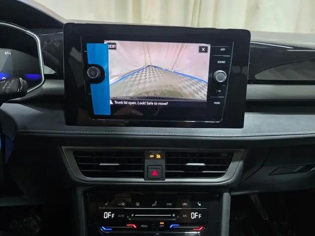 2026 Volkswagen Taos SE Black