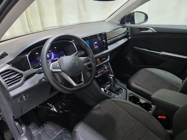 2026 Volkswagen Taos SE Black