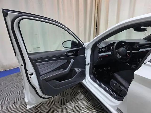 2026 Volkswagen Jetta GLI Autobahn