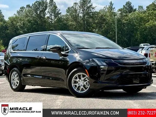 2027 Chrysler Pacifica Select for sale in Graniteville, SC