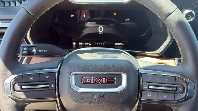 2023 GMC Canyon 4WD Crew Cab Short Box AT4