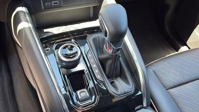 2023 GMC Canyon 4WD Crew Cab Short Box AT4