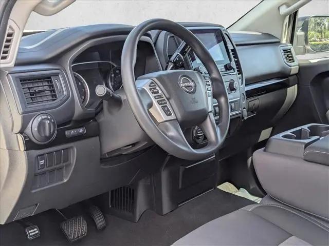 2024 Nissan Titan Crew Cab SV 4x4