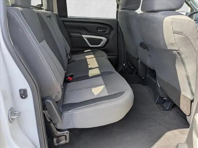 2024 Nissan Titan Crew Cab SV 4x4