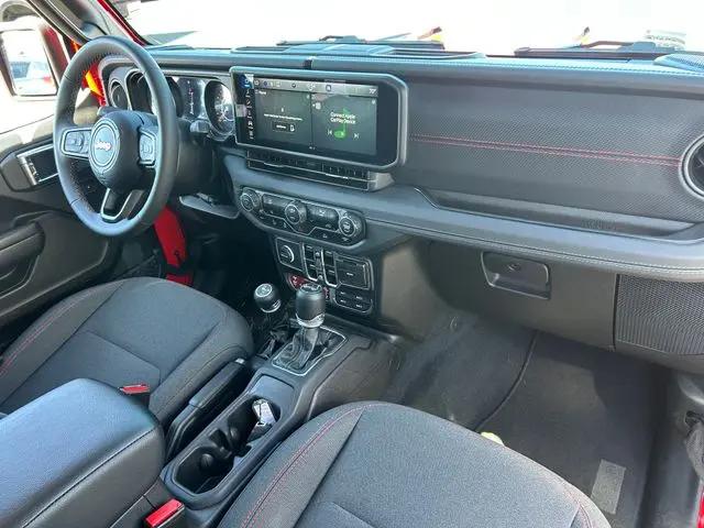 2025 Jeep Wrangler 4-Door Rubicon 4x4