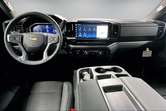 2026 Chevrolet Silverado 1500 4WD Crew Cab Short Bed LT with 2FL