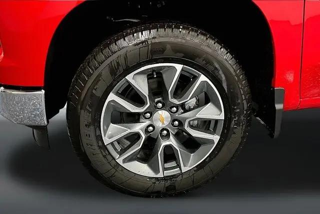 2026 Chevrolet Silverado 1500 4WD Crew Cab Short Bed LT with 2FL
