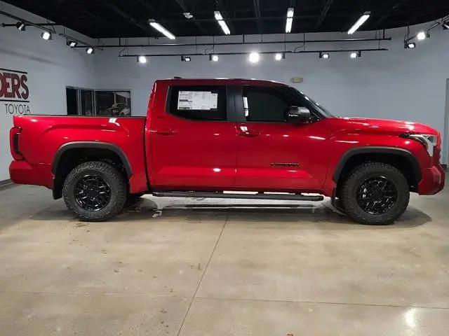 2026 Toyota Tundra SR5 CrewMax 5.5' Bed