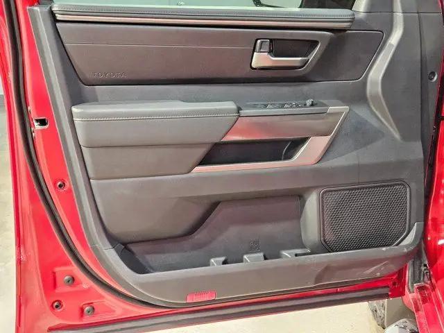 2026 Toyota Tundra SR5 CrewMax 5.5' Bed