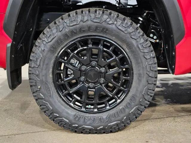 2026 Toyota Tundra SR5 CrewMax 5.5' Bed