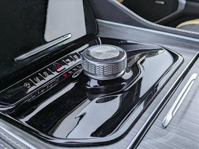 2024 Jeep Wagoneer Series II 4x2