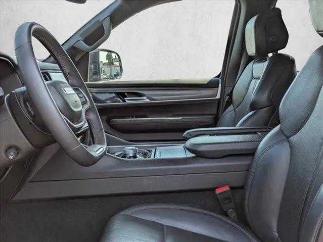 2024 Jeep Wagoneer Series II 4x2