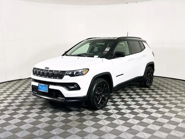 2022 Jeep Compass Altitude FWD