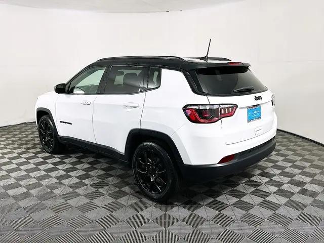 2022 Jeep Compass Altitude FWD