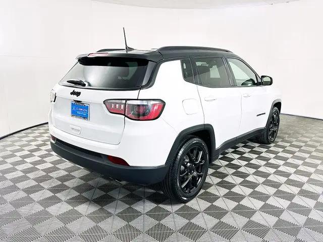 2022 Jeep Compass Altitude FWD