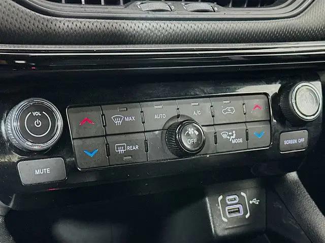2022 Jeep Compass Altitude FWD