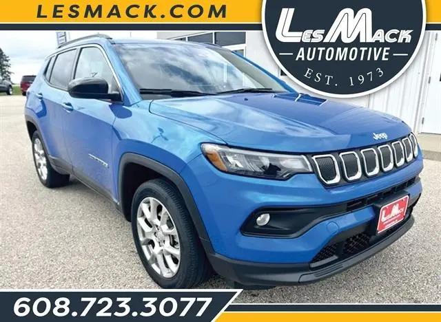2022 Jeep Compass Latitude Lux 4x4 for sale in Lancaster, WI