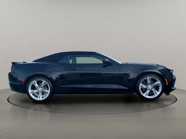 2023 Chevrolet Camaro RWD Convertible LT1