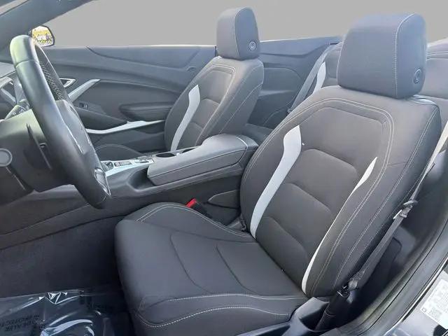 2023 Chevrolet Camaro RWD Convertible LT1