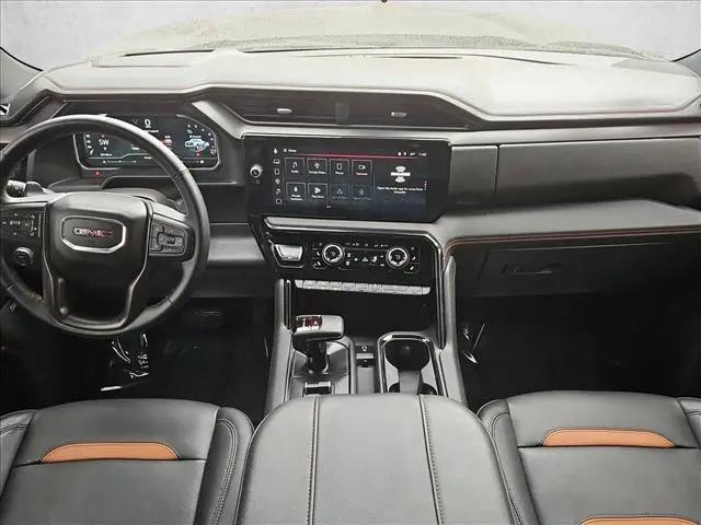2024 GMC Sierra 1500 4WD Crew Cab Short Box AT4