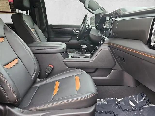 2024 GMC Sierra 1500 4WD Crew Cab Short Box AT4