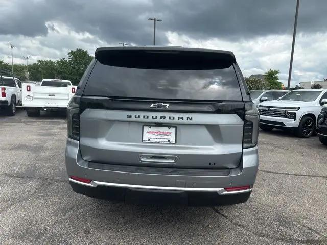 2026 Chevrolet Suburban LT, 4WD