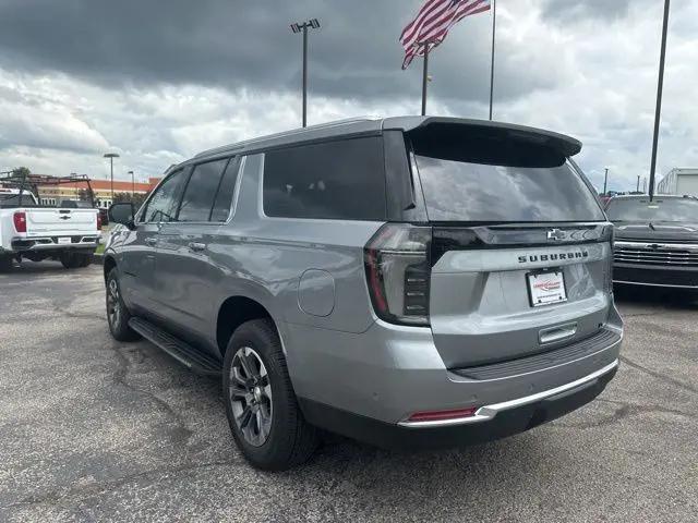 2026 Chevrolet Suburban LT, 4WD