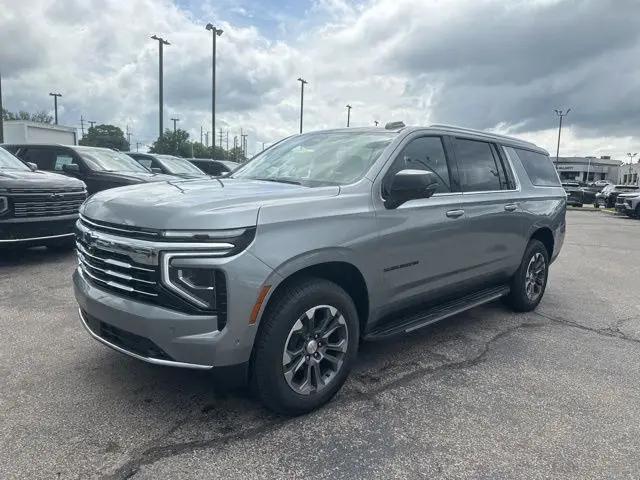 2026 Chevrolet Suburban LT, 4WD