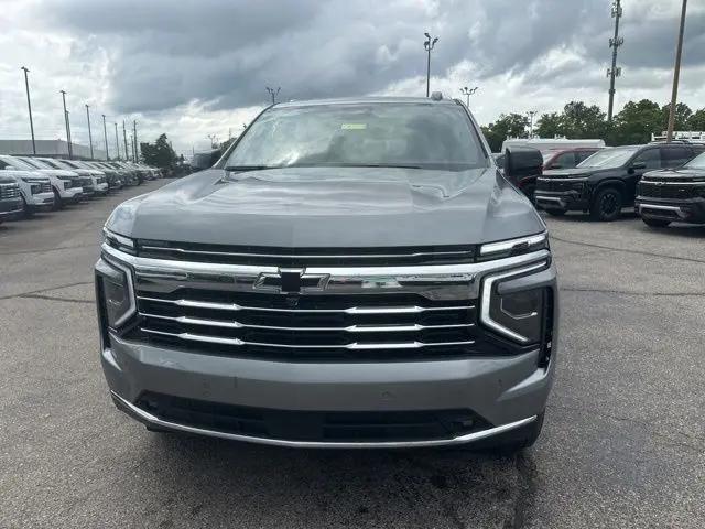 2026 Chevrolet Suburban LT, 4WD