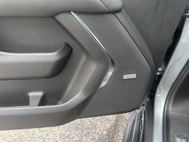 2026 Chevrolet Suburban LT, 4WD