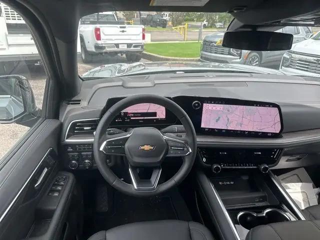 2026 Chevrolet Suburban LT, 4WD