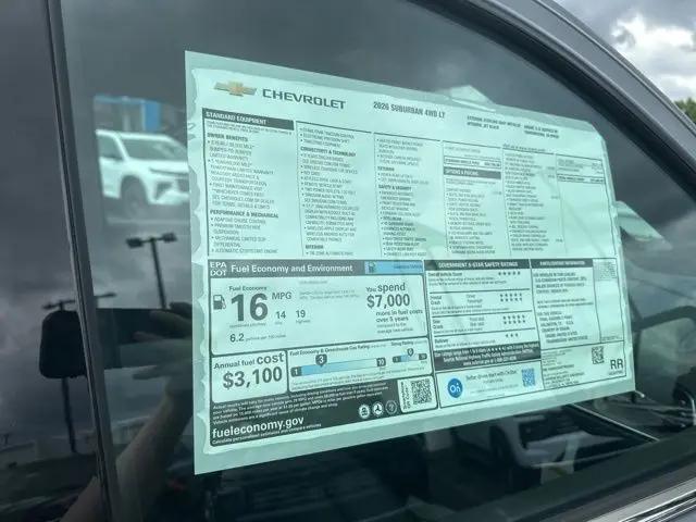 2026 Chevrolet Suburban LT, 4WD