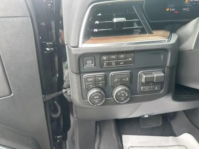 2026 Chevrolet Suburban High Country, 4WD