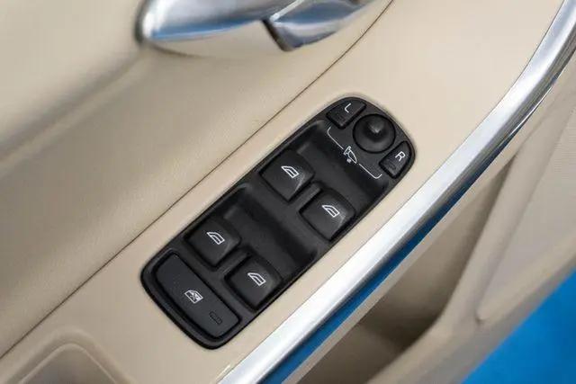 2016 Volvo S60 T5 Drive-E Premier
