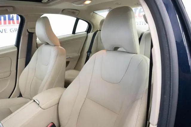 2016 Volvo S60 T5 Drive-E Premier