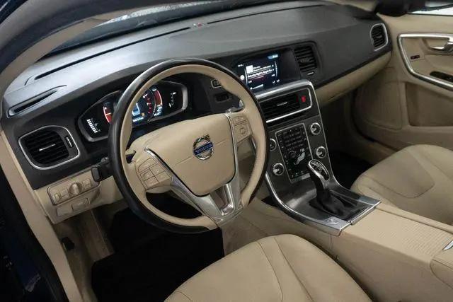 2016 Volvo S60 T5 Drive-E Premier