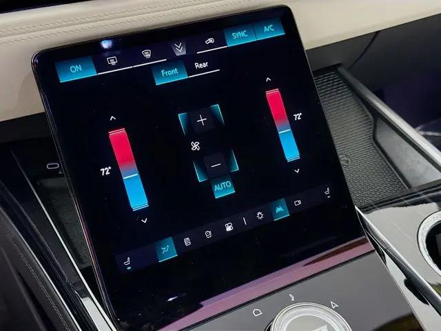2025 Cadillac Escalade Sport