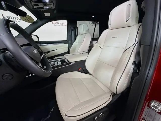2025 Cadillac Escalade Sport