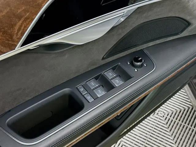 2021 Audi A8 L 55 TFSI quattro Tiptronic