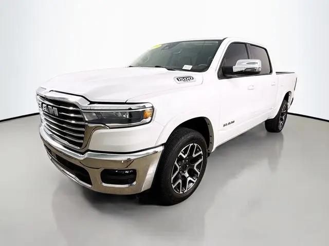 2025 Ram 1500 Laramie Crew Cab 4x4 5'7" Box