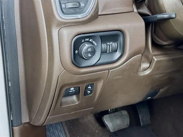 2025 Ram 1500 Laramie Crew Cab 4x4 5'7" Box