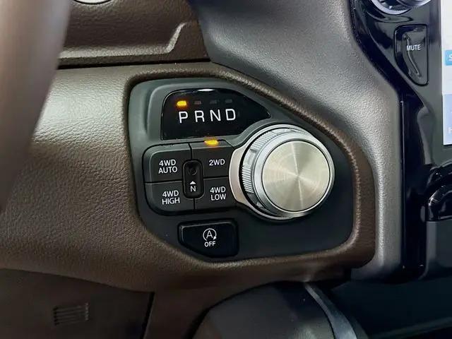 2025 Ram 1500 Laramie Crew Cab 4x4 5'7" Box