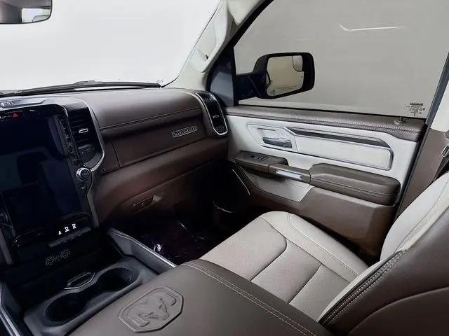 2025 Ram 1500 Laramie Crew Cab 4x4 5'7" Box