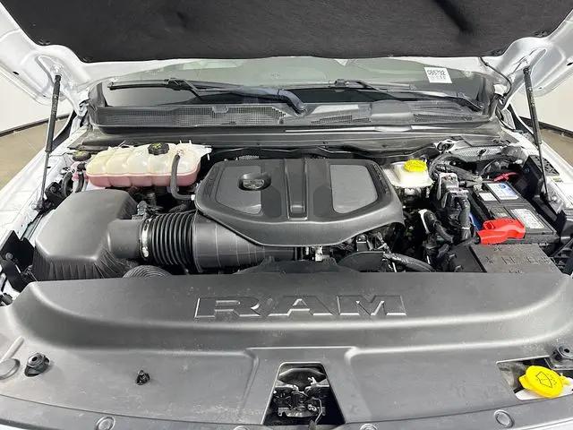 2025 Ram 1500 Laramie Crew Cab 4x4 5'7" Box