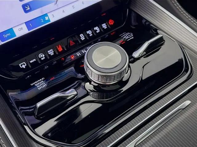 2026 Jeep Grand Wagoneer Summit Obsidian 4x4