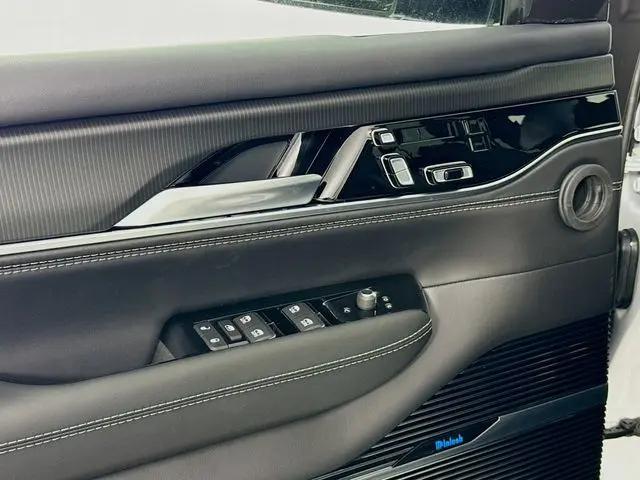 2026 Jeep Grand Wagoneer Summit Obsidian 4x4