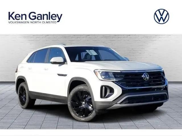 2026 Volkswagen Atlas Cross Sport SE with Technology for sale in North Olmsted, OH